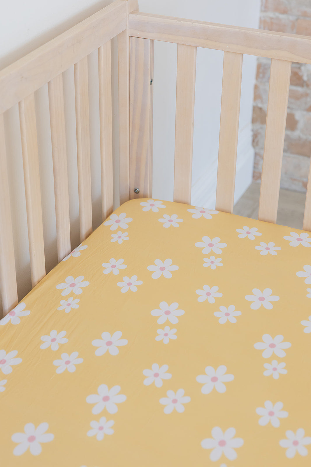 Sunny Dais- Crib Sheet