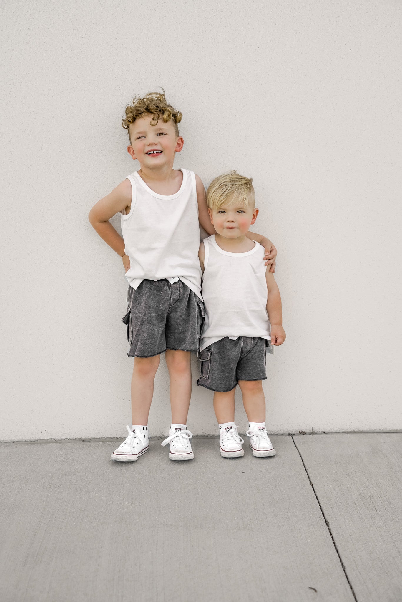 Raw Edge Cargo Short - Charcoal Wash
