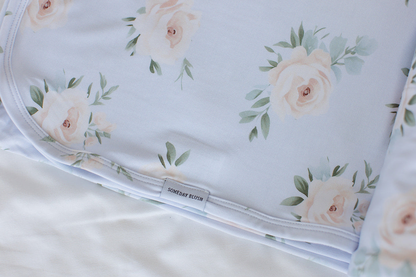 Cosette - Lightweight Blanket