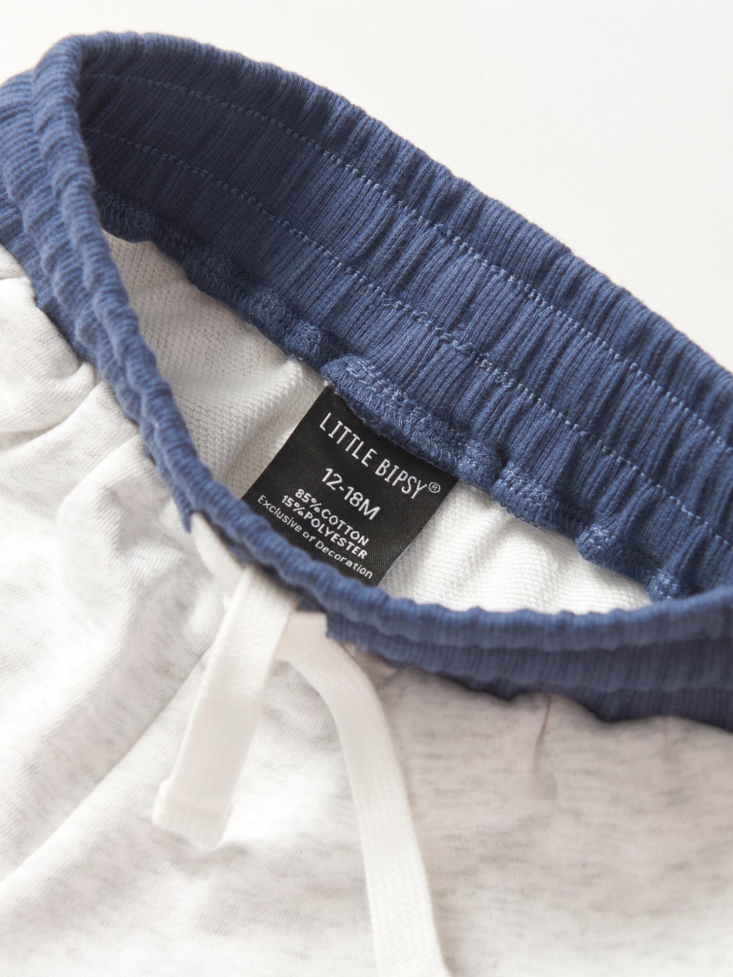 USA Raw Edge Sweatshort - Heather Grey