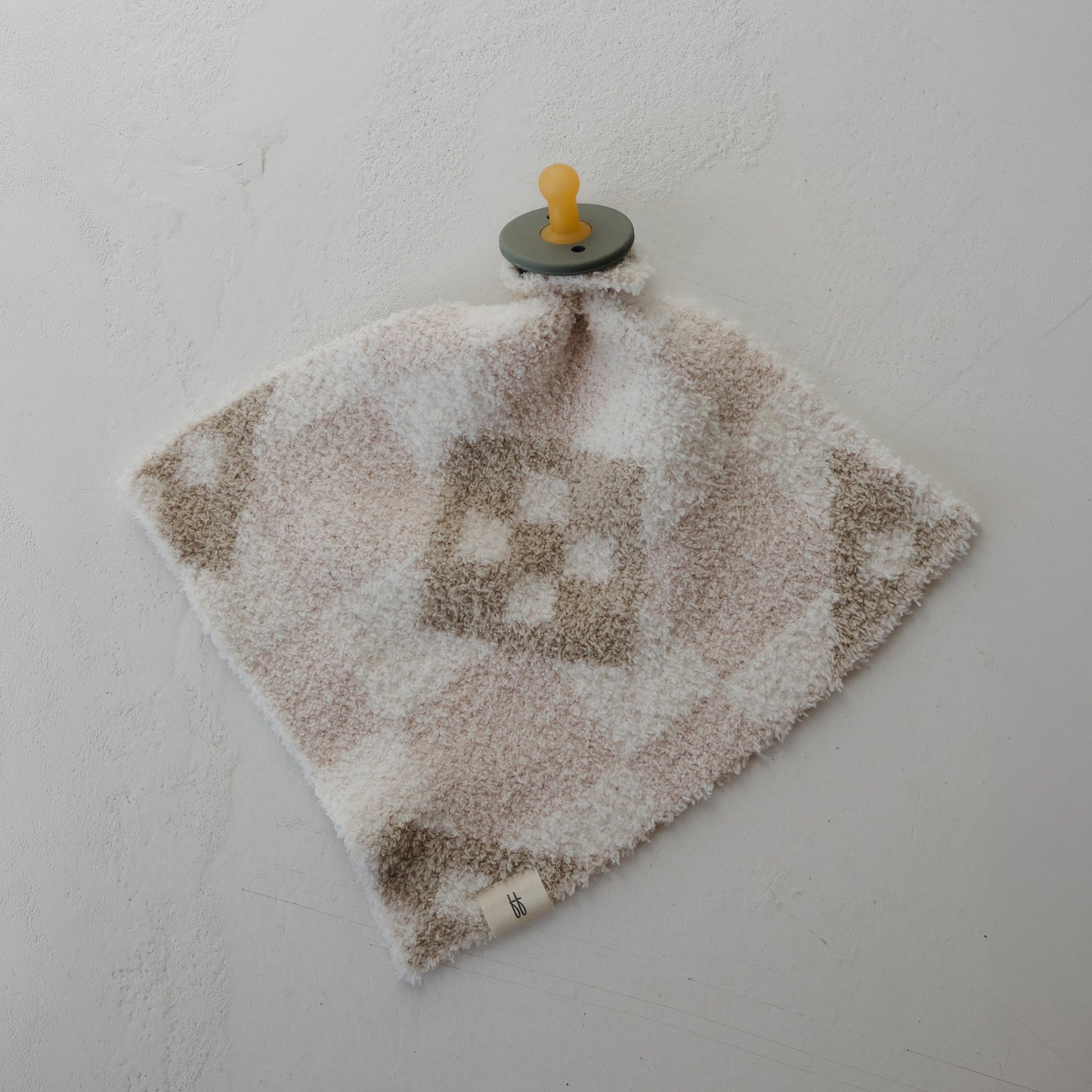 Lovey | Cottage Quilt