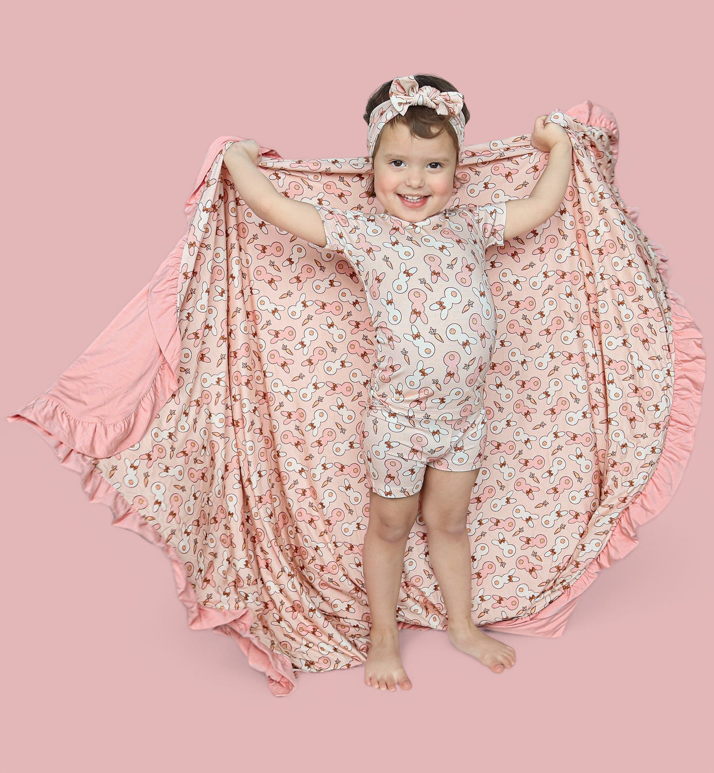 BUNNIES AND BOWS DREAM SHORT SET