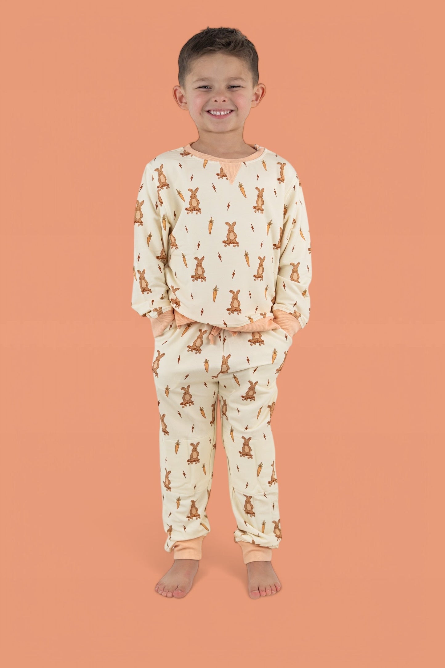 ROLLIN' RABBITS DREAM PULLOVER