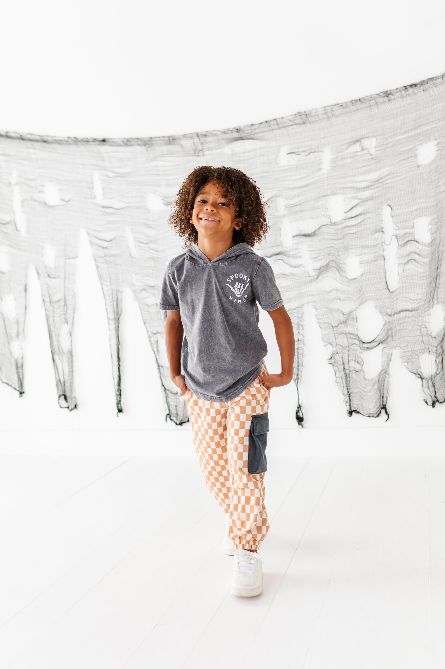 Spooky Vibes | HOODED TEE