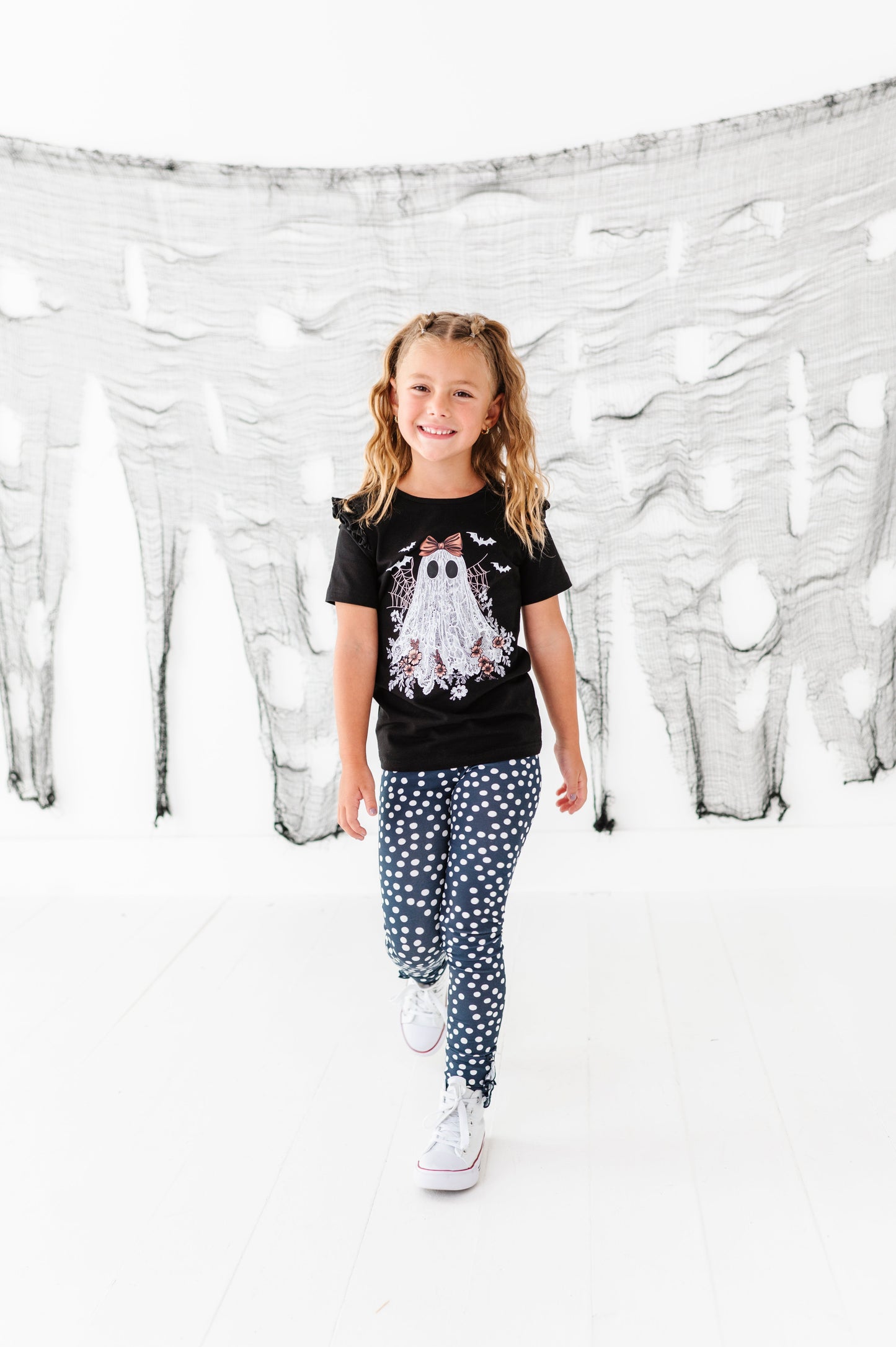 Lacey the Ghost | TEE