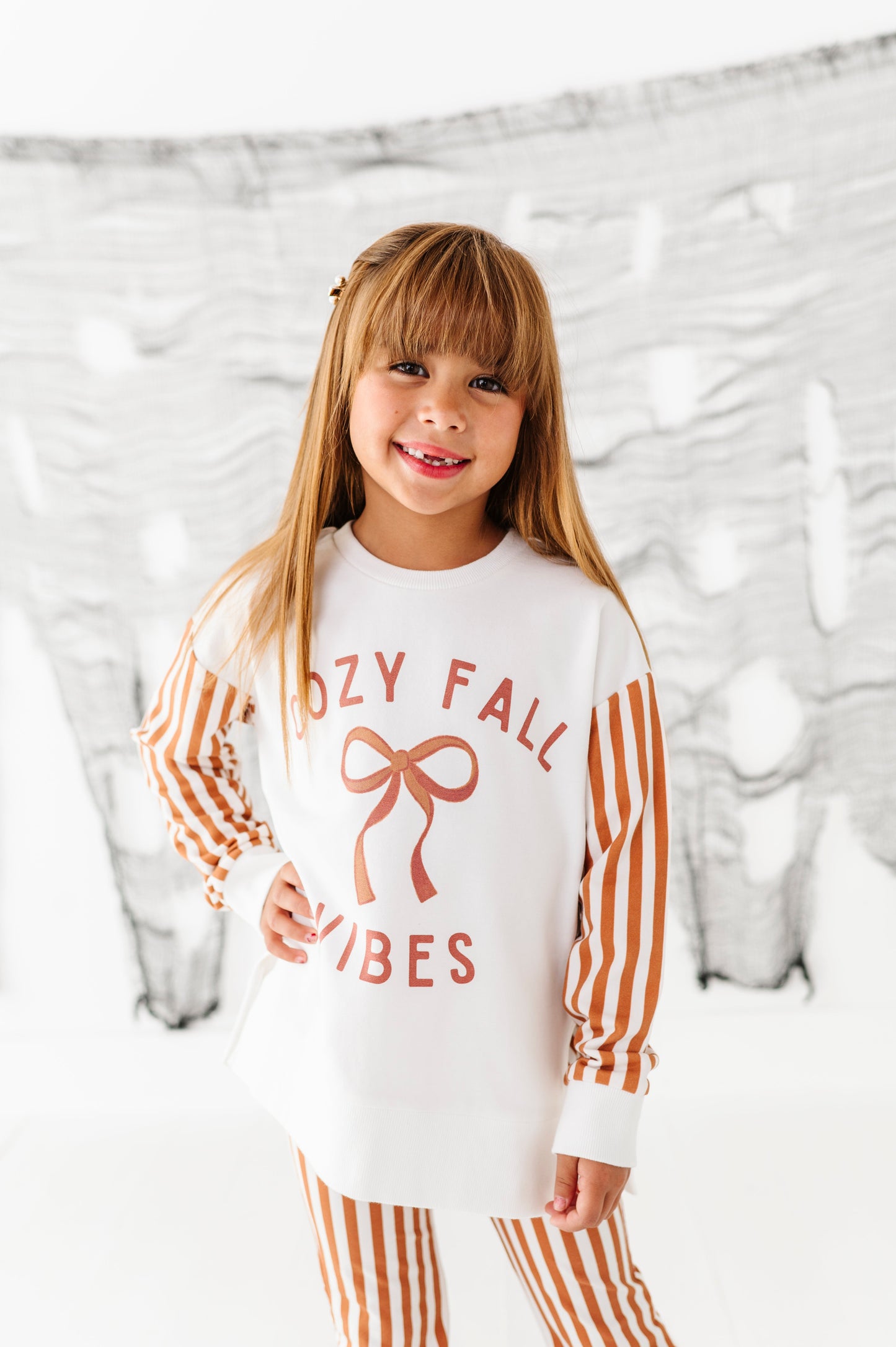 Cozy Fall Vibes | SIDE-SPLIT SWEATSHIRT