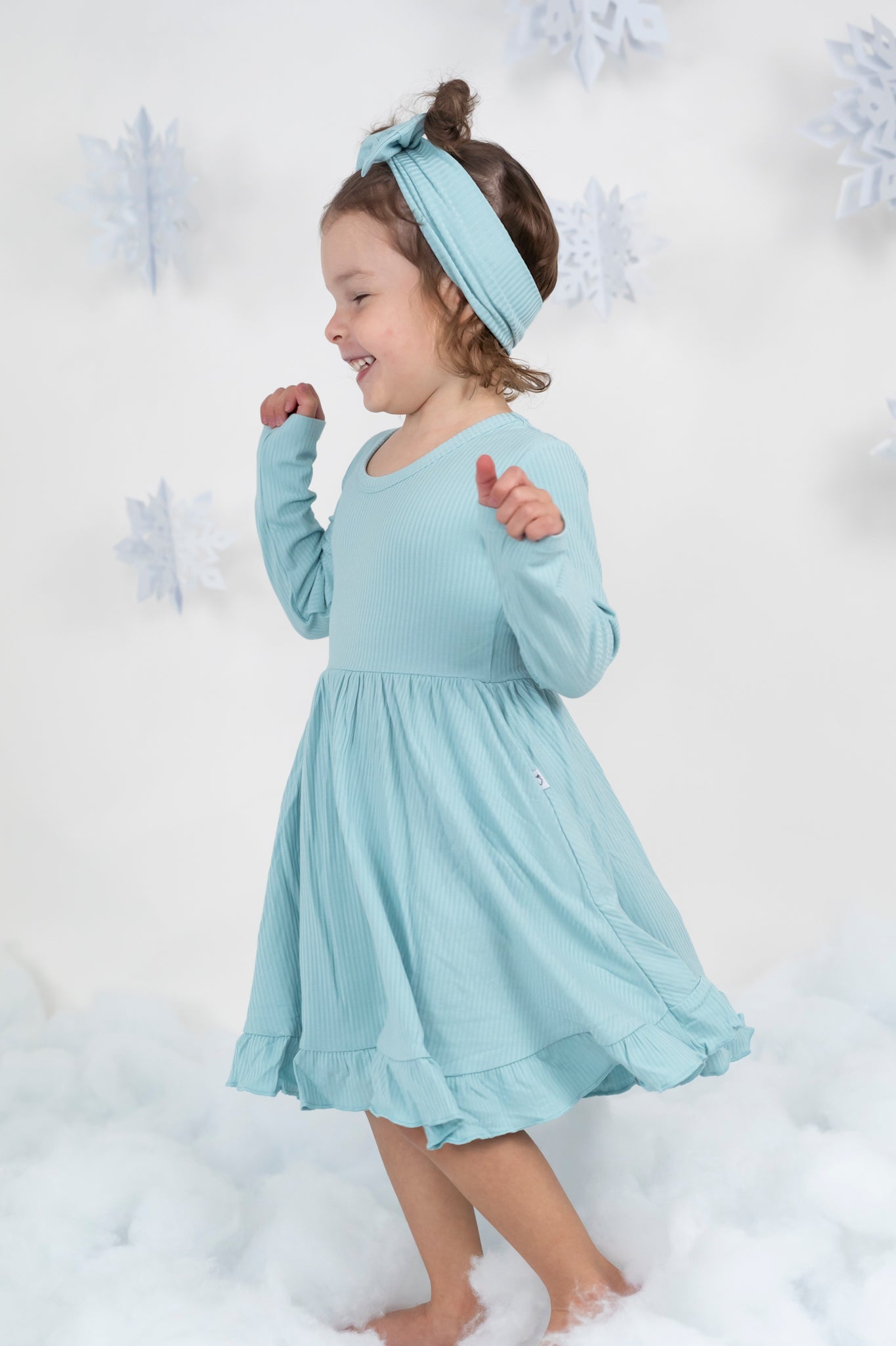 HAZY BLUE RIB DREAM BOW