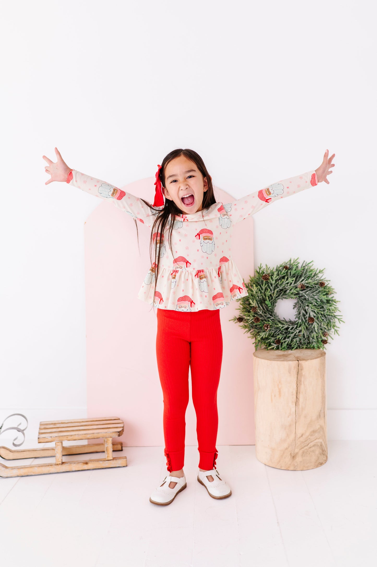 Pink Santas | PEPLUM