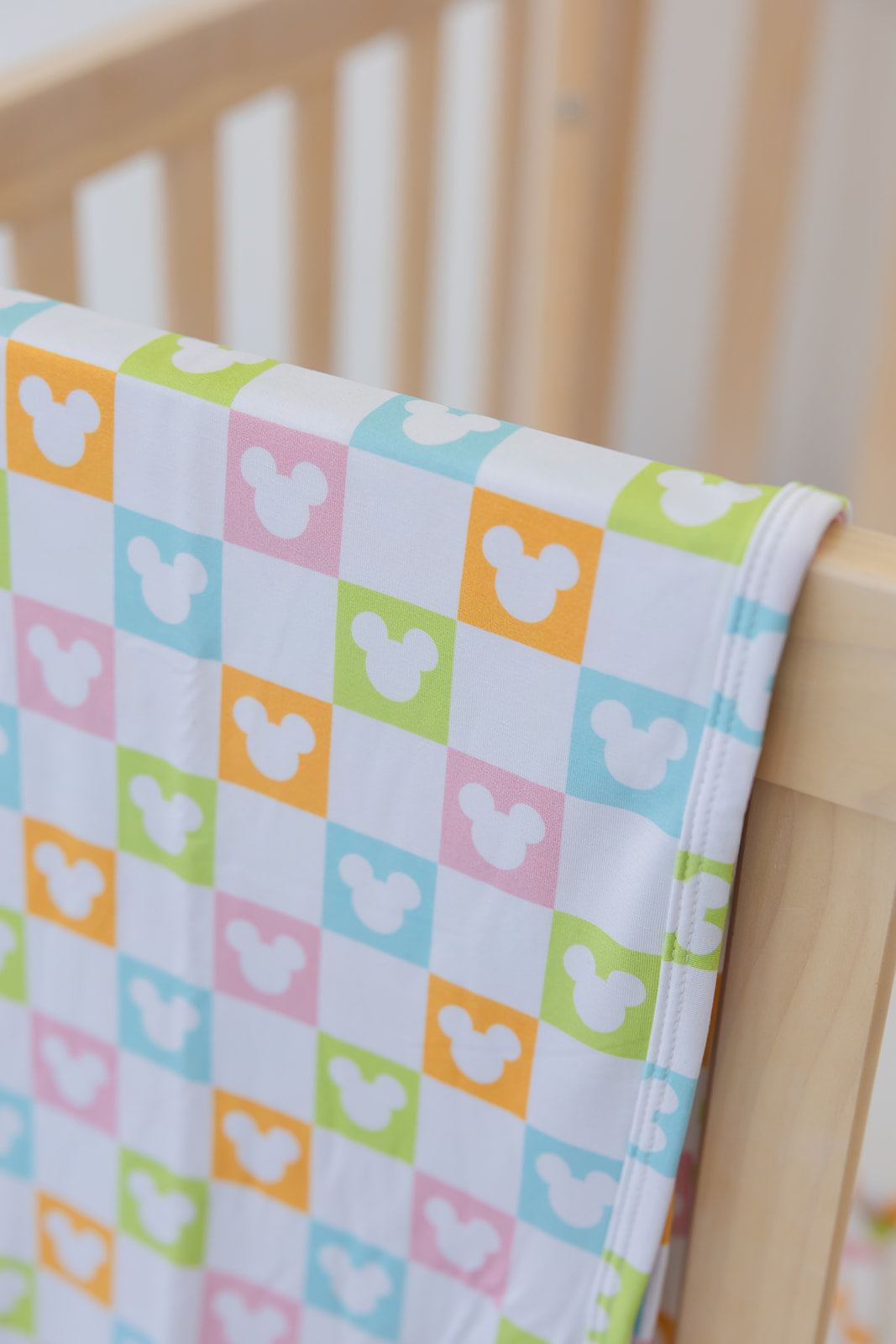 Clubhouse Cabana - Lightweight Blanket