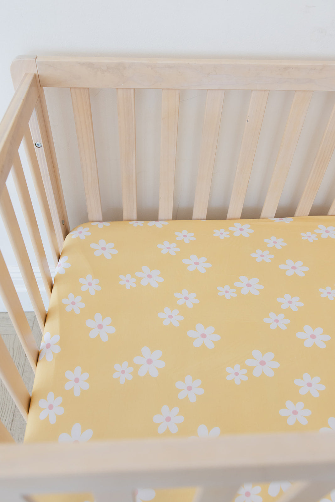 Sunny Dais- Crib Sheet