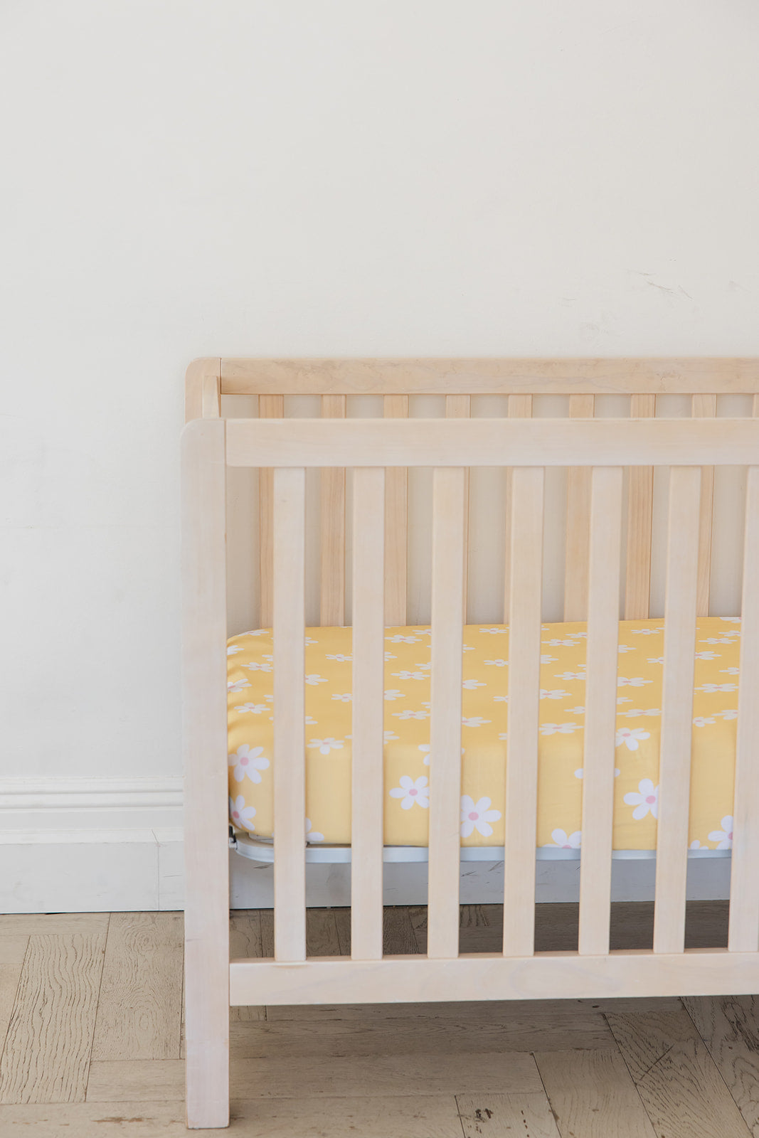 Sunny Dais- Crib Sheet