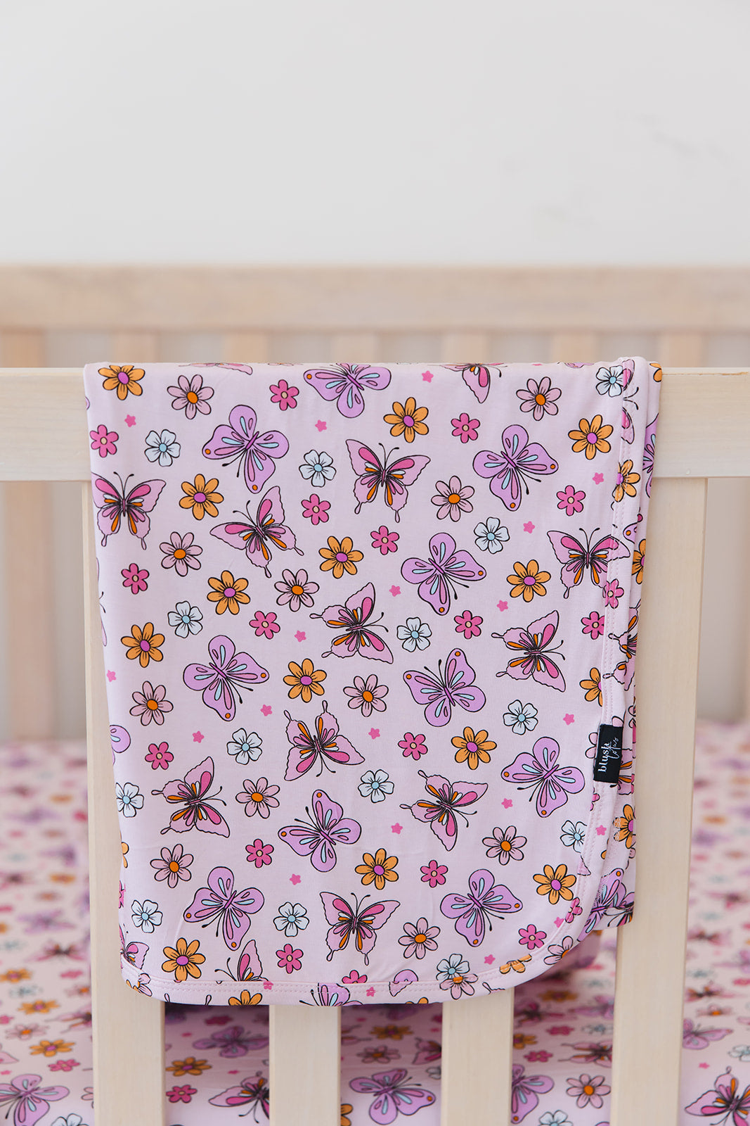 Emma - Lightweight Blanket