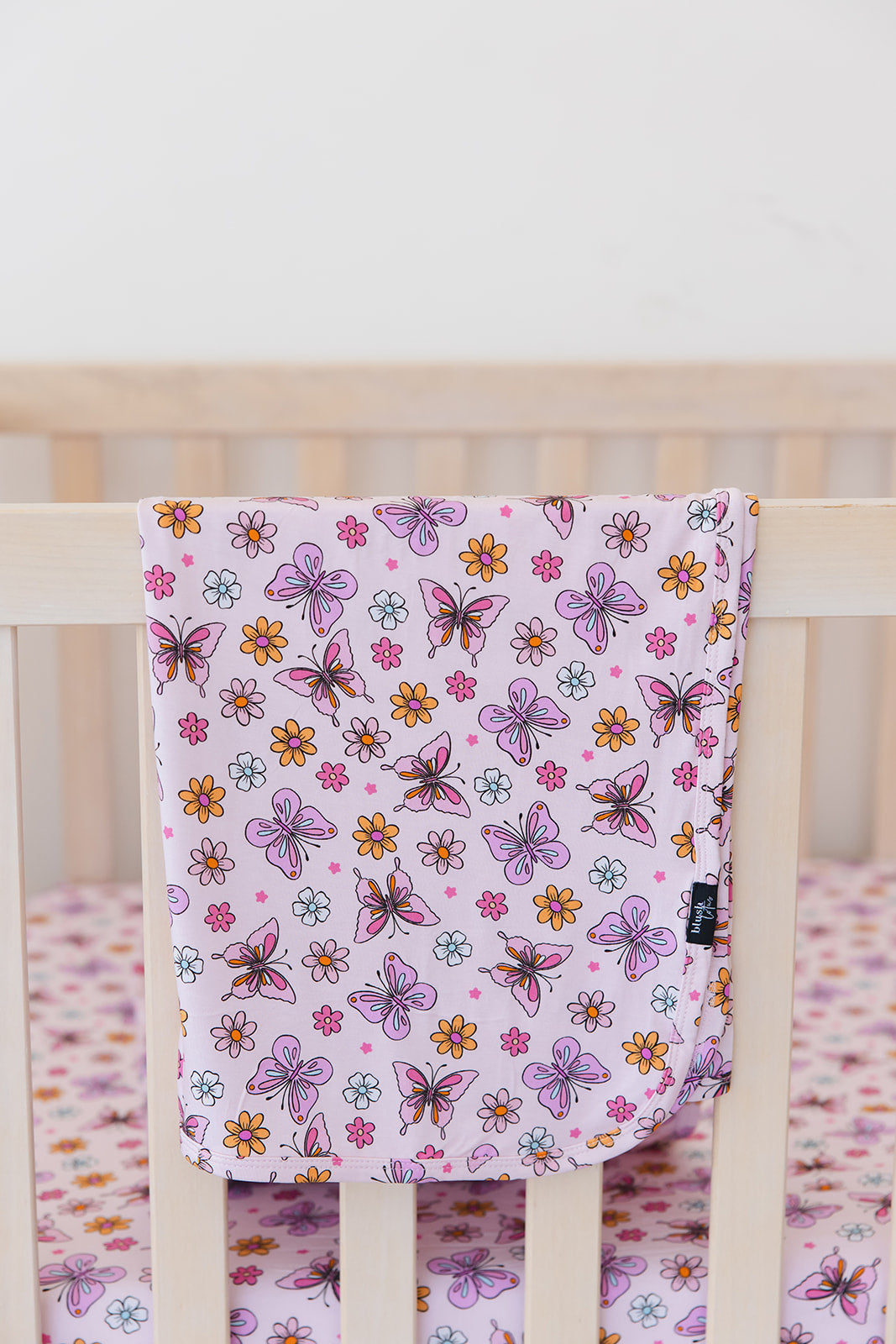 Emma - Lightweight Blanket