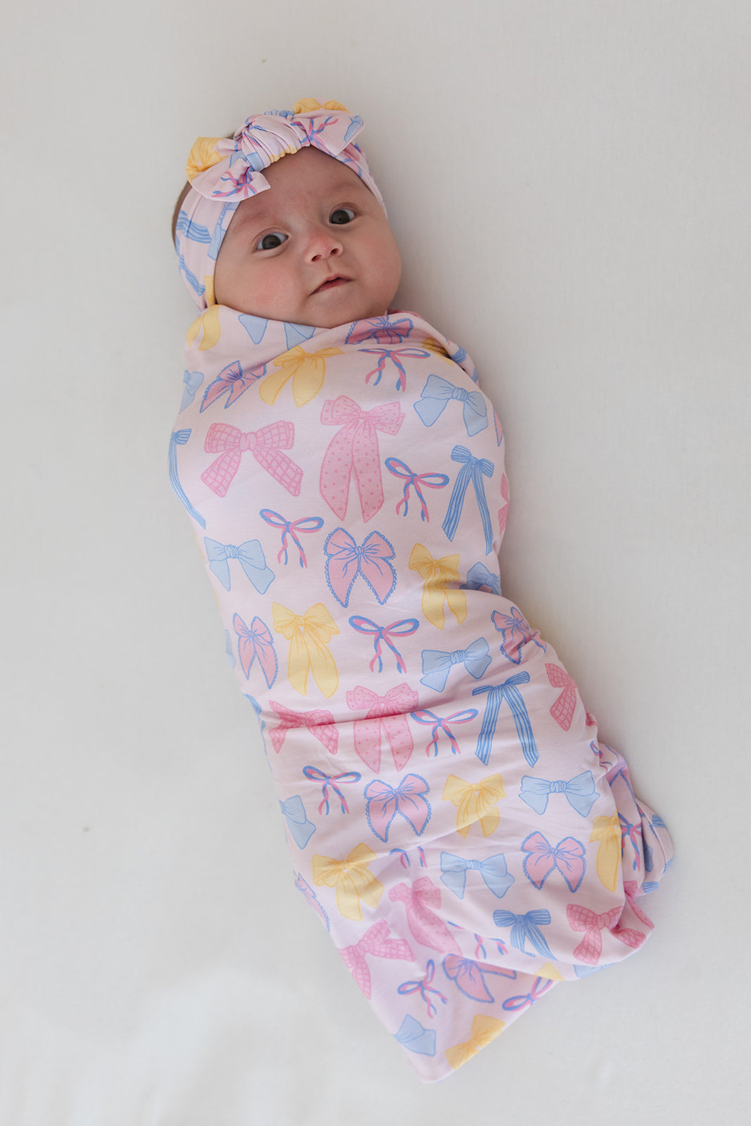 Madelyn - Lightweight Blanket