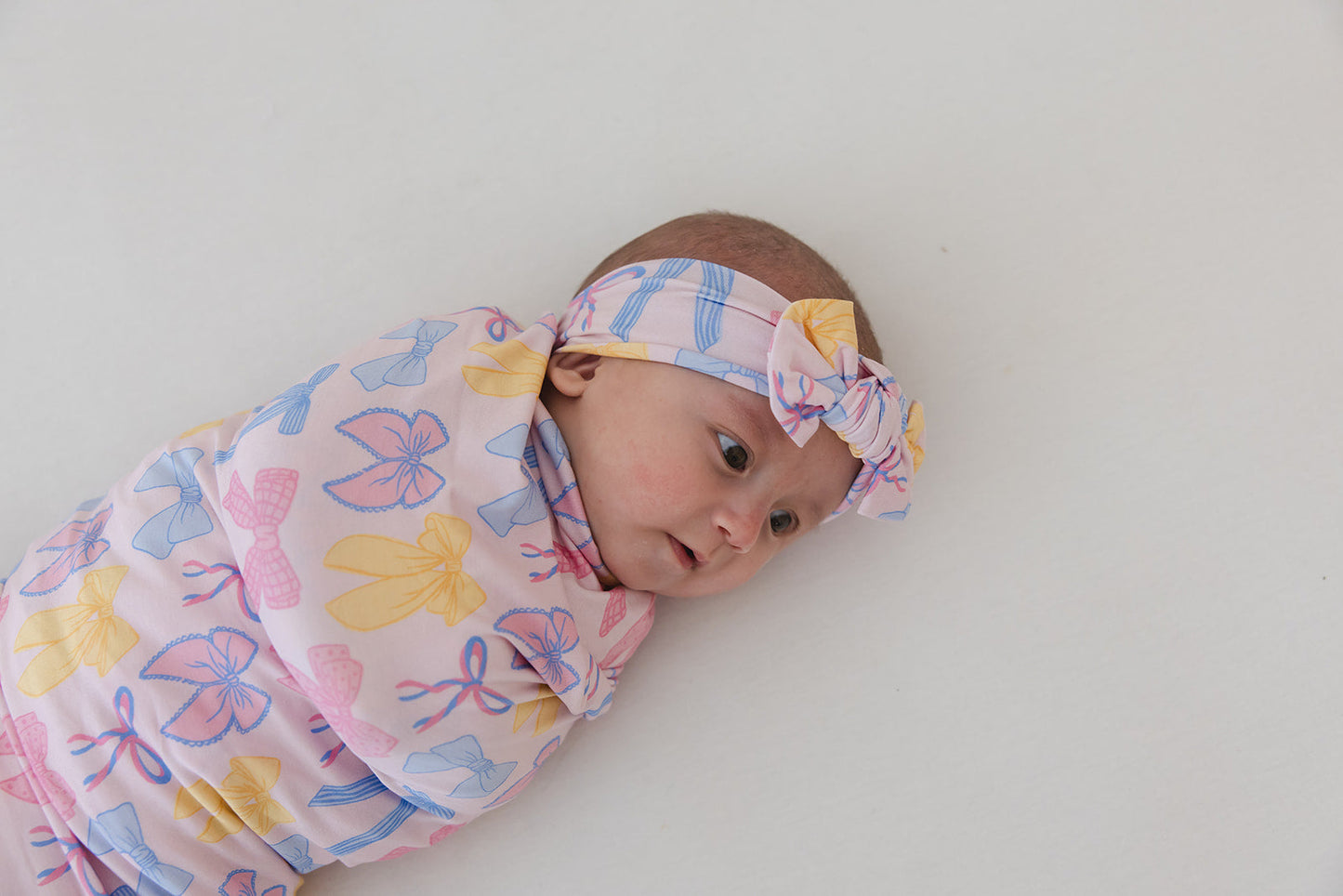 Madelyn - Lightweight Blanket