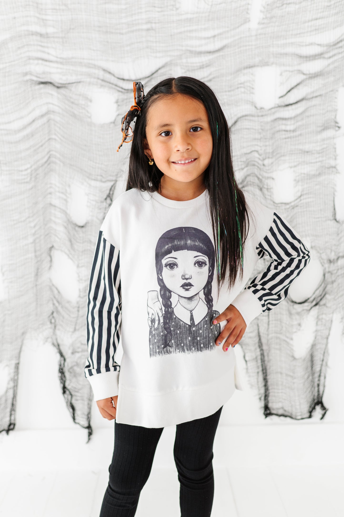 Wednesday | SIDE-SPLIT SWEATSHIRT