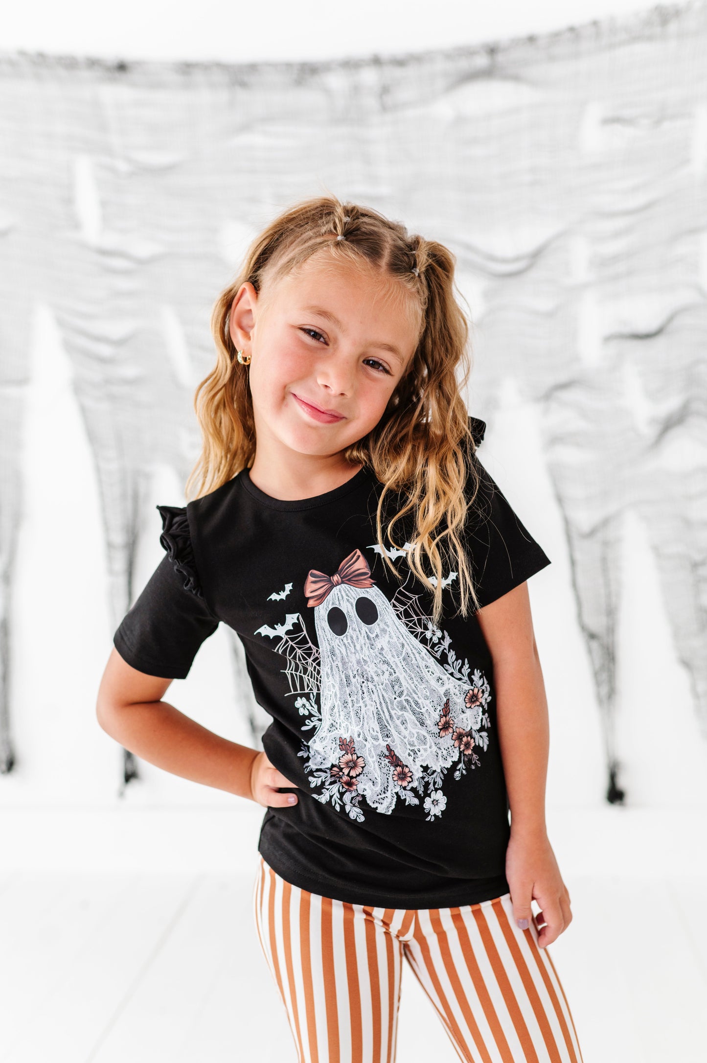 Lacey the Ghost | TEE