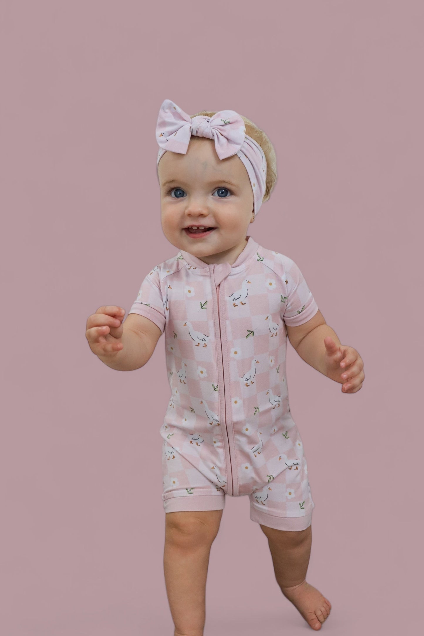 EXCLUSIVE DUCKS AND DAISIES DREAM SHORTIE