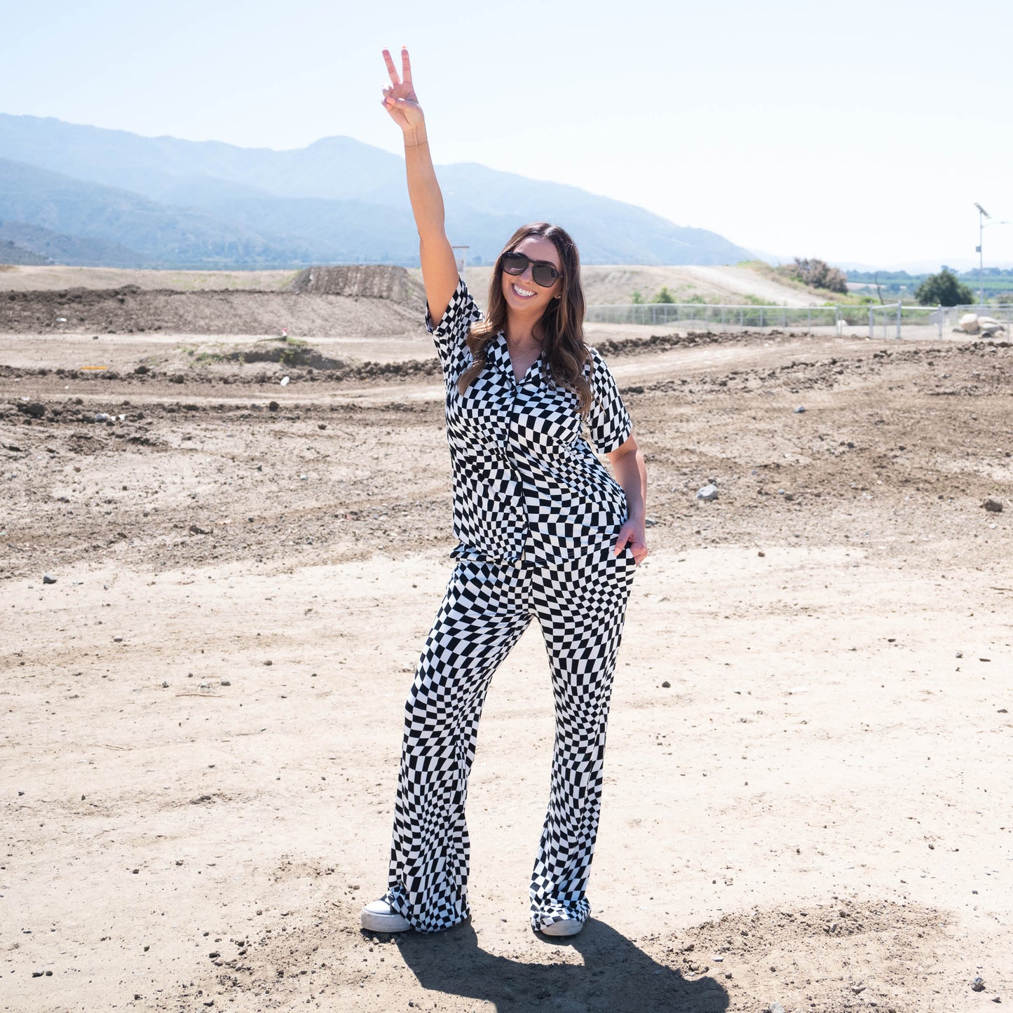 B&W Wavy Checker | Women's Flare Set