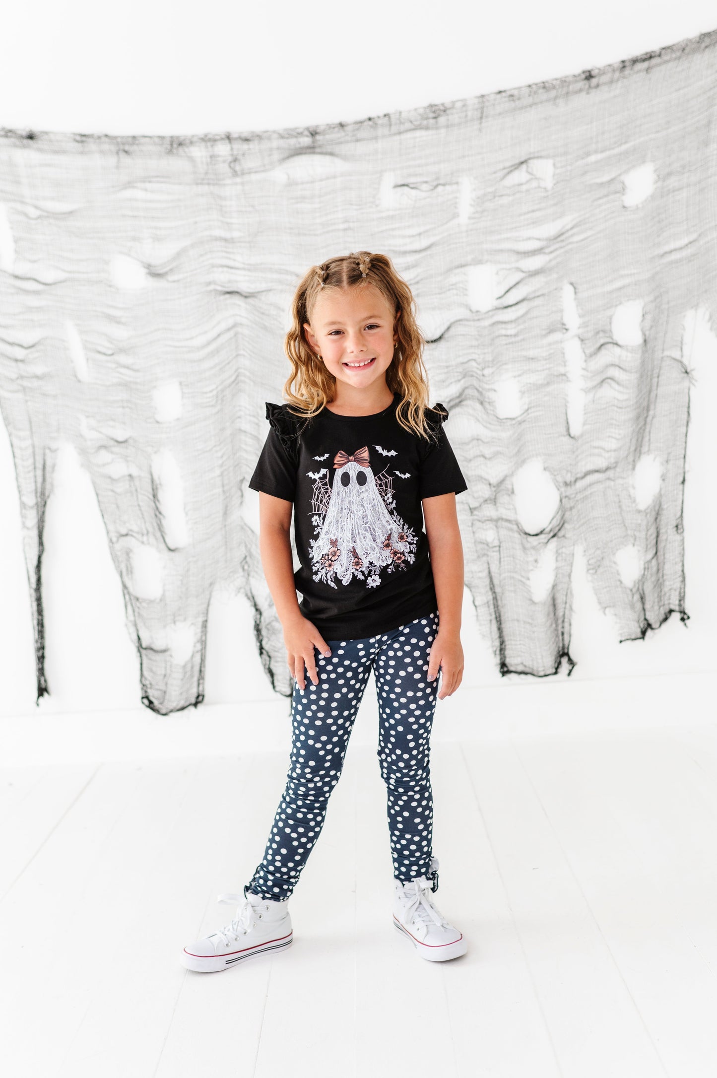 Lacey the Ghost | TEE