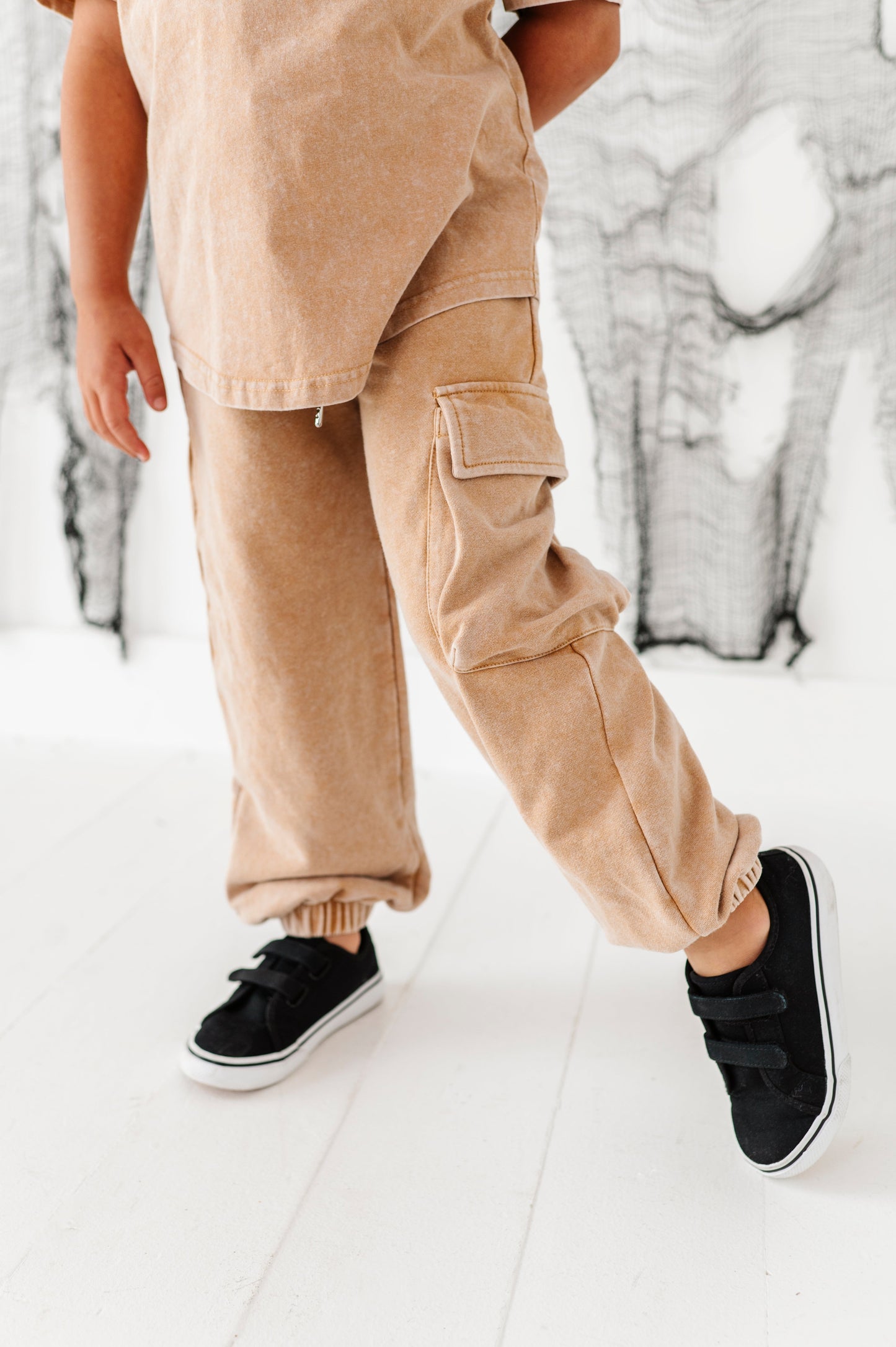 Amber | VINTAGE CARGO JOGGERS