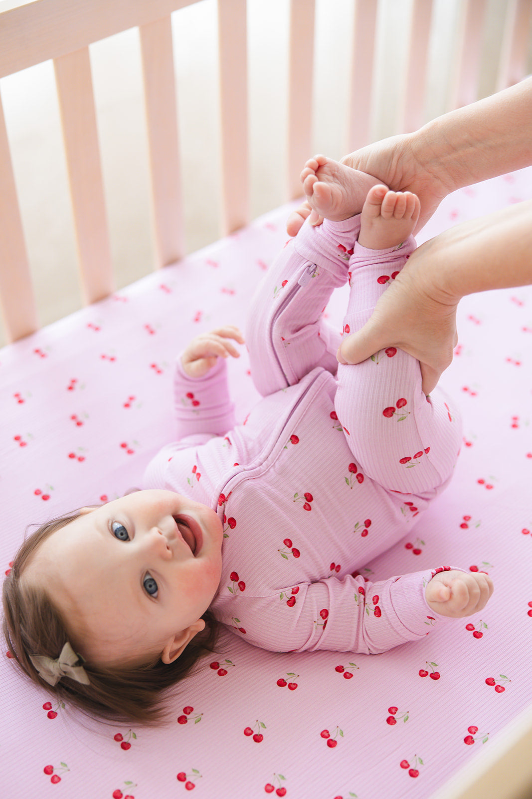 Cherry (ribbed) - Crib Sheet