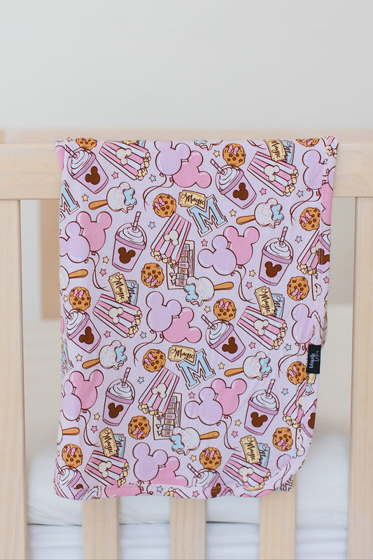 Snacks (PINK) - Lightweight Blanket