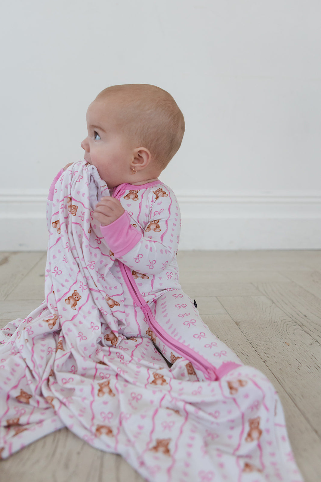 Cherie - Lightweight Blanket