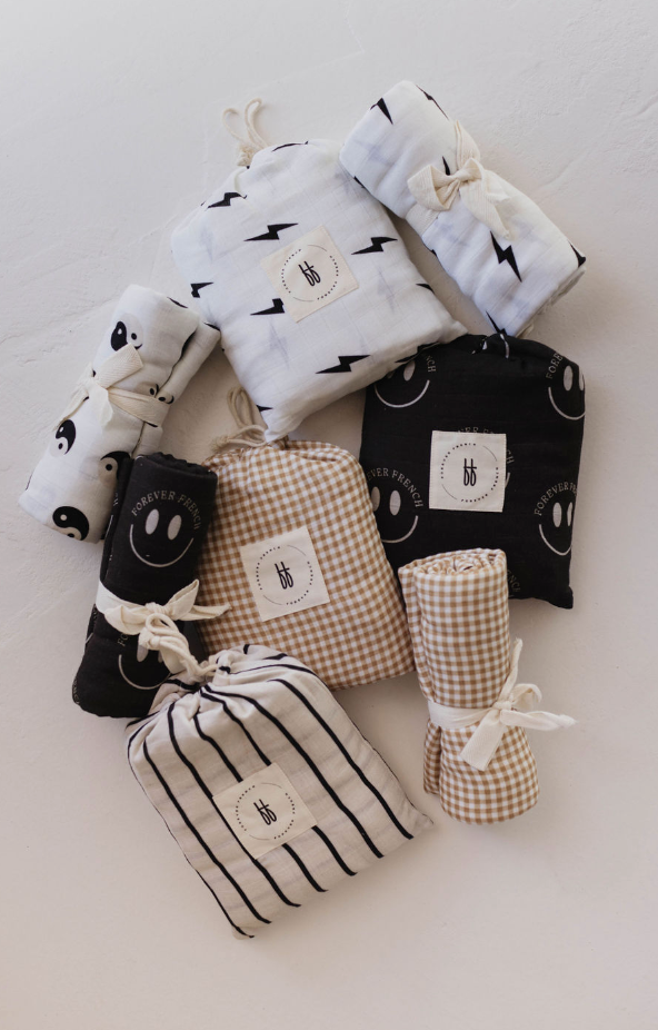 Muslin Crib Sheet | Black & Ivory Yin Yang