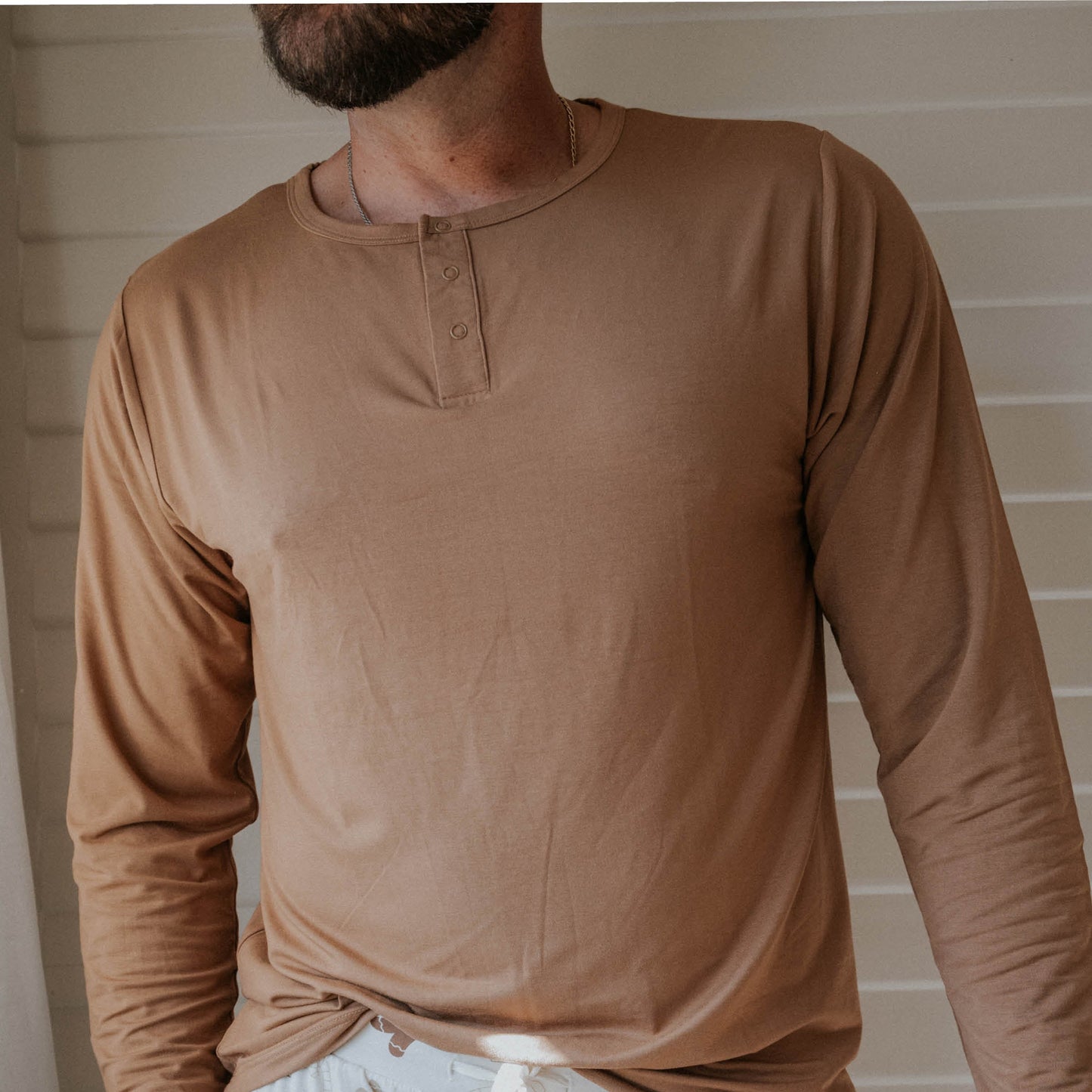 Everyday Men's Henley | Brown