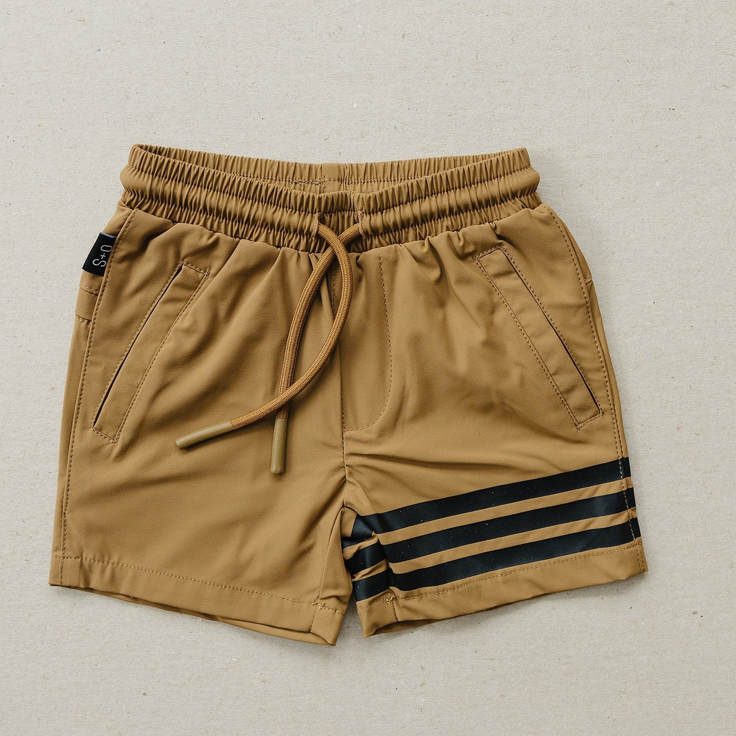 Leo Shorts