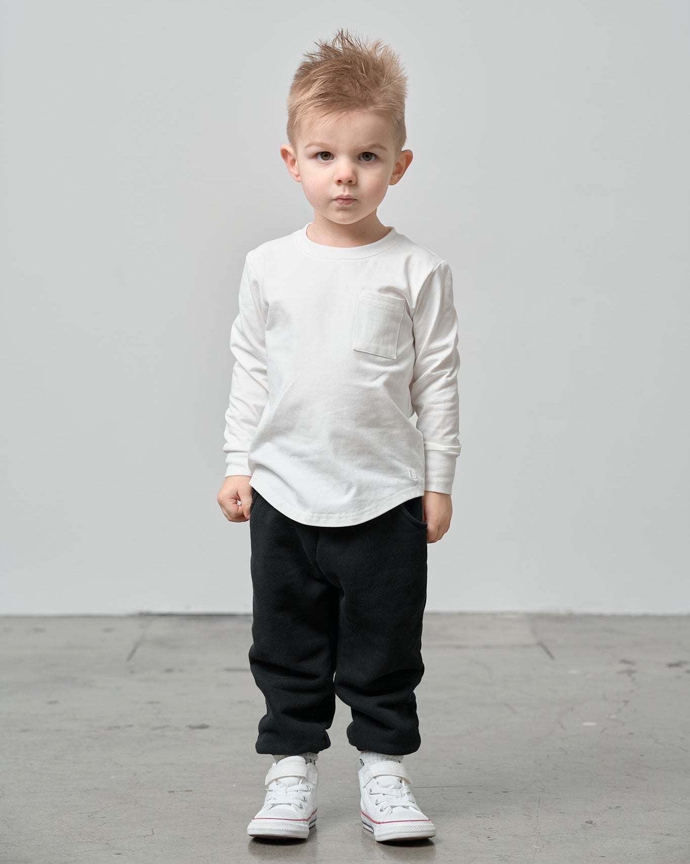 Long Sleeve Pocket Tee - White