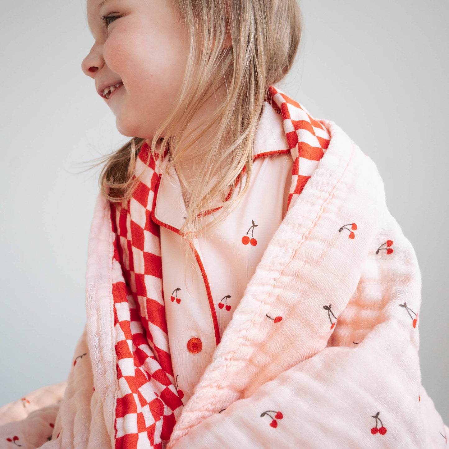 Cherry| Reversible Muslin Quilt